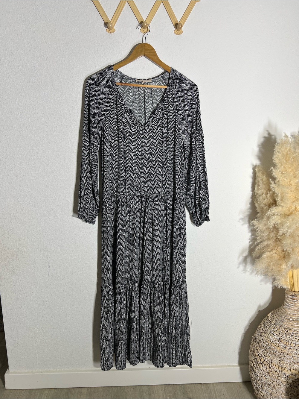 MY DANIELLE • zigzag chevron maxi dress
